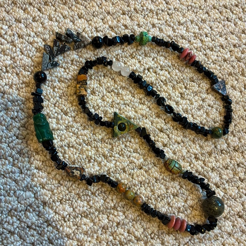 Vtg Talisman necklace